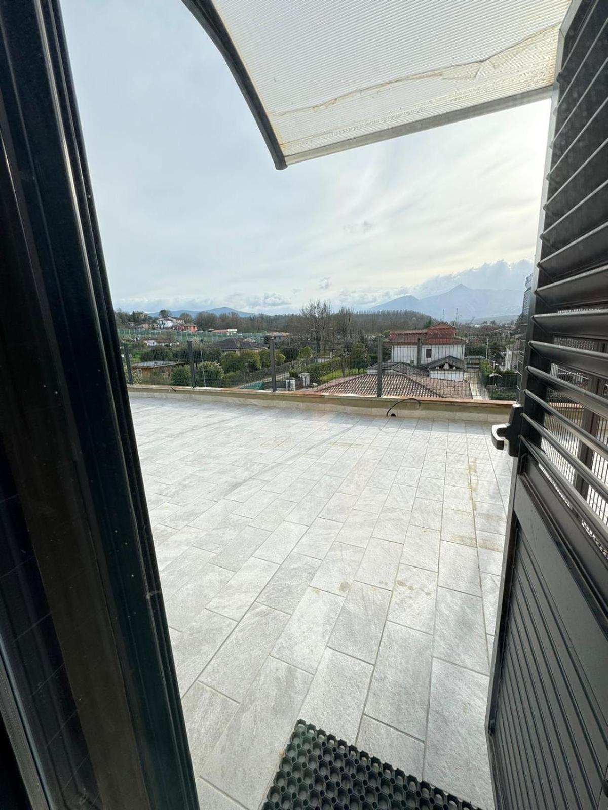 Apartamento Delizioso Vintage Con Terrazo Frosinone Exterior foto